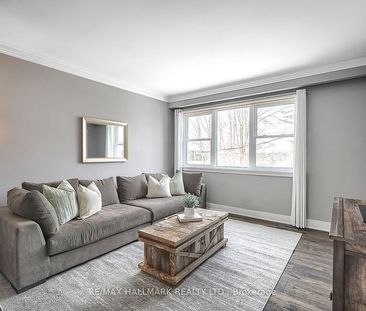 For Lease - 6 Thirty First Street Unit# UPPER, Toronto, Ontario - Photo 3