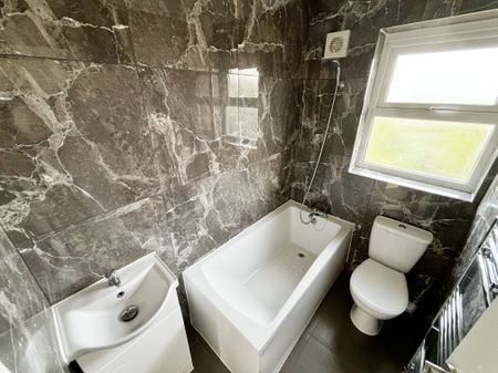 Framlingham Place, Sheffield - Photo 5