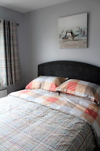 STUDENT LET 2026/27, 2 Queenora Avenue, Portstewart, BT55 7BU - Photo 4