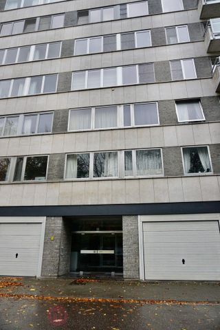 Centraal maar rustig gelegen appartement met drie slaapkamers - Photo 4