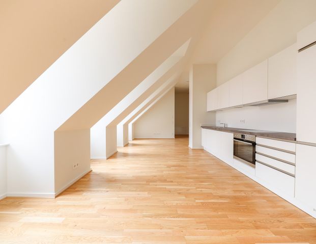 Penthouse-Traum in ERSTBEZUG: Lichtdurchflutetes Wohnglück mit Eleganz und moderner Ausstattung! - Foto 1