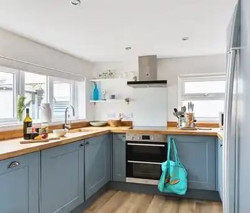 New Row, Falmouth, TR11 - Photo 1