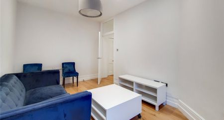 Charing Cross Road, Covent Garden, WC2H - Photo 2