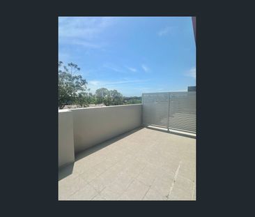 TWO BEDROOM ONE BATHROOM FOR LEASE - Photo 3