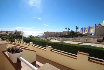 Apartamento bajo en Dehesa de Campoamor.