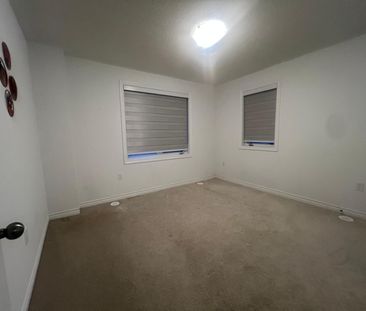 For Lease - 4 Joseph Halbert Place, Caledon, Ontario - Photo 6