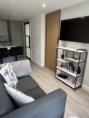 1 Bed Maisonette, Kensington Road, L7 - Photo 1