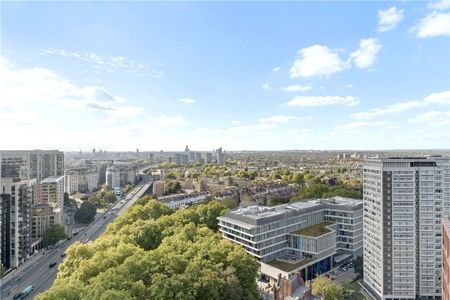 A modern and bright three double bedroom, two bathroom twentieth floor apartment located within a luxury new build development just opposite Edgware Road tube station. EPC rating: B - Photo 5