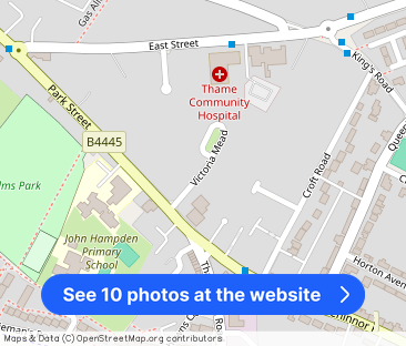 Victoria Mead, Thame - Photo 1