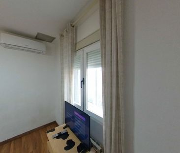 Piso de alquiler en Calle de las Fraguas, Casco Histórico de Barajas - Photo 1