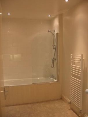 1 Bed Flat, Brunswick Terrace, BN3 - Photo 1