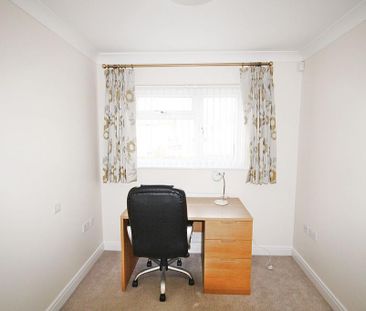 4 bedroom detached bungalow to rent - Photo 4