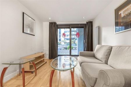 1 bedroom flat to rent - Photo 2