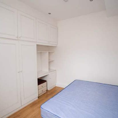 4 bedroom property to rent in Manchester - Photo 1