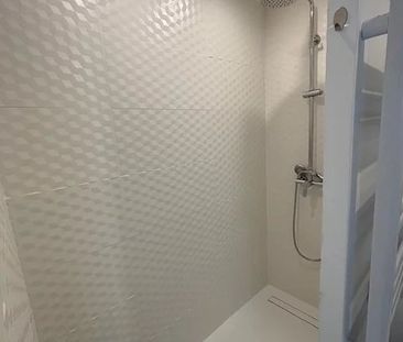 Location Appartement 2 pièces 45m² MANDELIEU LA NAPOULE 06210 - Photo 5