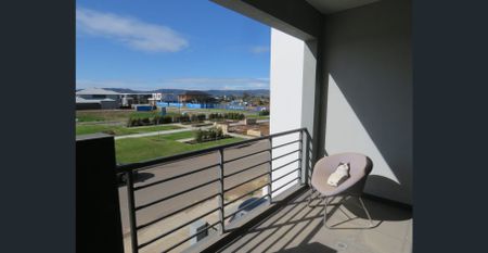 Booming area surrounded by small parks - Photo 3