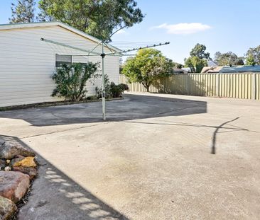 122 Riverstone Parade, Riverstone NSW 2765 - House For Rent | Domain - Photo 5