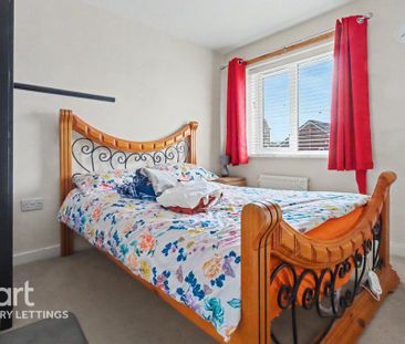 3 bedroom terraced house to rent - Photo 6