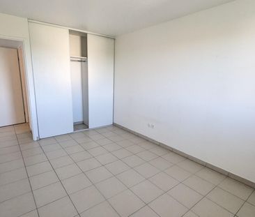 location Appartement T2 DE 45.55m² À MANTES LA JOLIE - Photo 2