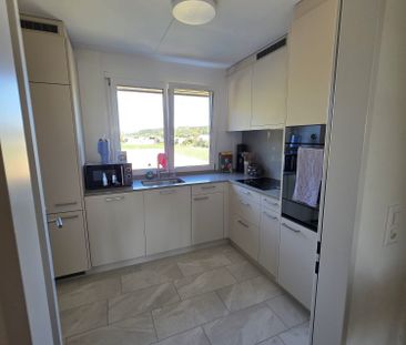 Schöne 3,5-Zimmer-Wohnung mit grossem Balkon in Fislisbach - Photo 3