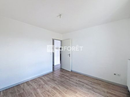 Apartment - Photo 2