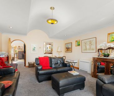 Affordable Living in Saint Clair! - Photo 1