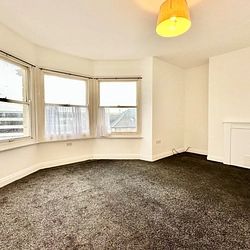 Hertford Street, Ramsgate, CT11 9EU, Kent - Photo 1