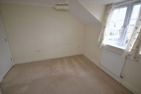 2 bedroom terraced house to rent - Photo 2