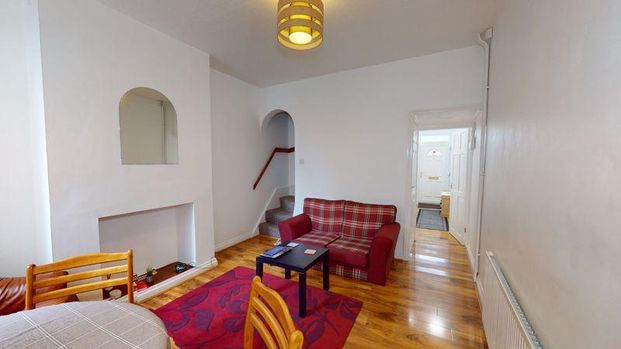 3 bedroom property to rent - Photo 1