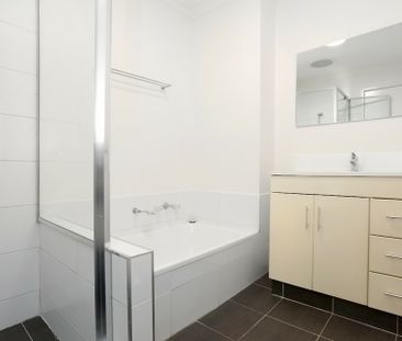 Freshly Updated Townhouse with Pool Access in Central Nerang Location - Photo 6