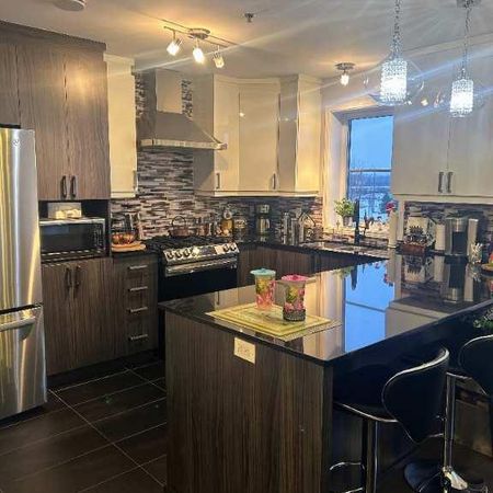 Emplacement de choix (A25 & 440) et tranquilité - 200 boulevard des Cépages, unité 401 (dernier étage et unité de coin) (disponible 1er juin 2026) - Photo 4