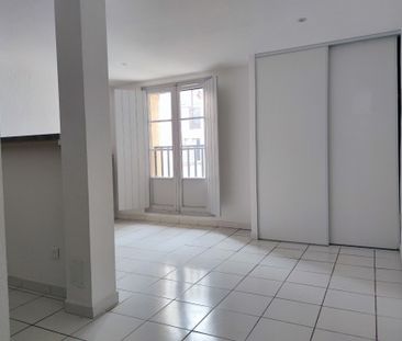 Location Appartement 1 pièce 20m² NARBONNE 11100 - Photo 1