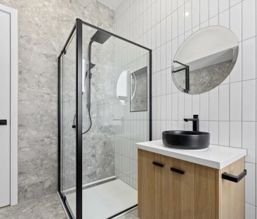 As New, Designer Apartment in the Heart of Prahran - Photo 4