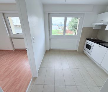 Appartement de 4 pièces au rez-de-chaussée - Photo 2