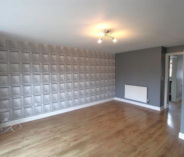 Turnberry Mews - Photo 2