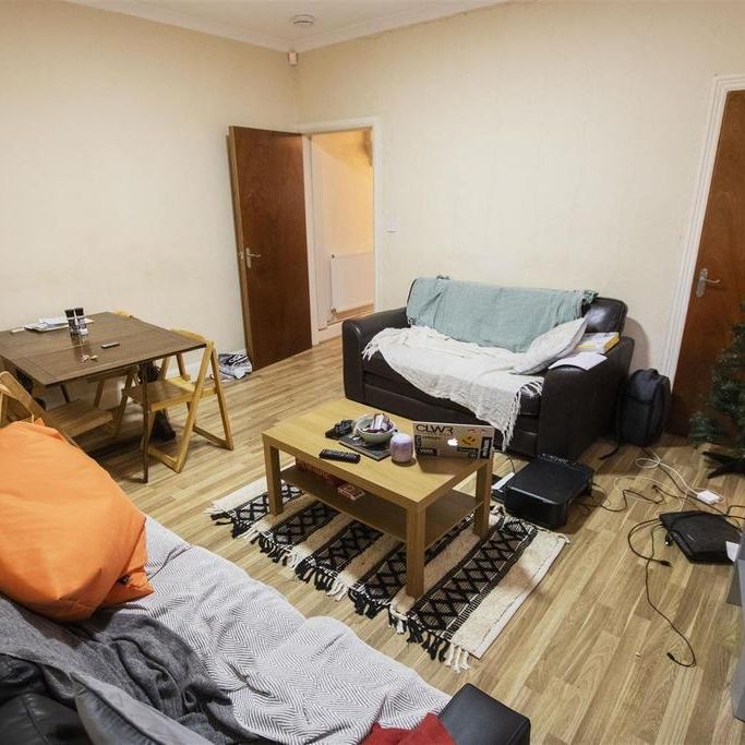 5 bedroom house to rent - Photo 1