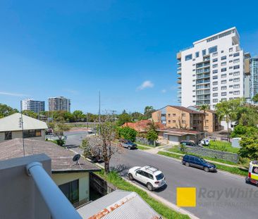 2/30 Lather Street, Southport QLD 4215 - Apartment For Rent | Domain - Photo 4