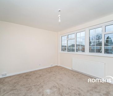 2 bedroom semi-detached house to rent - Photo 6