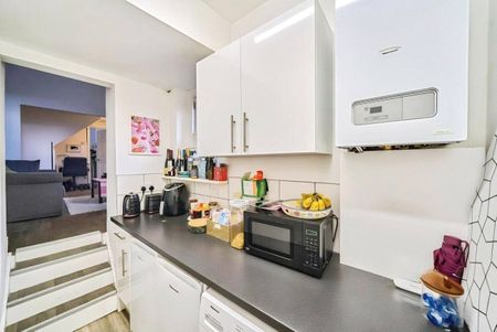 The Pavement, London, SW4 0HY - Photo 3