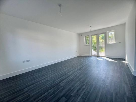 3 bedroom terraced house to rent - Photo 1