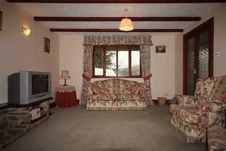 3 bedroom house to rent - Photo 1