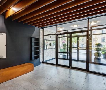 2150 Boulevard de Maisonneuve Ouest, Montréal, QC - Photo 3