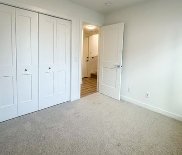 4 Bed Townhouse With Double Garage For Rent In Sage Hill | Pets Neg... - Photo 3