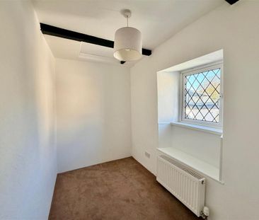 2 bedroom semi-detached house to rent - Photo 1