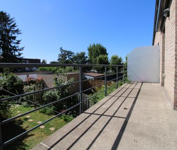 Ruim 3 slaapkamerappartement te huur met garage in Diest - Photo 5