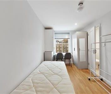 Courtfield Gardens, SW5 - Photo 3