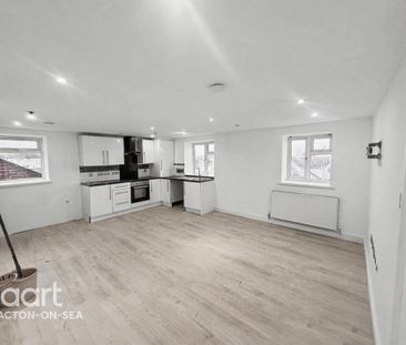 3 bedroom apartment to rent - Photo 4