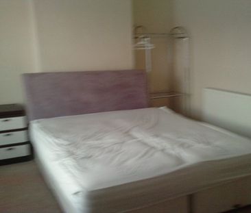 3 Bed Flat To Let - Student Accommodation Portsmouth - Photo 6