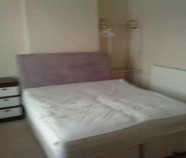 3 Bed Flat To Let - Student Accommodation Portsmouth - Photo 5