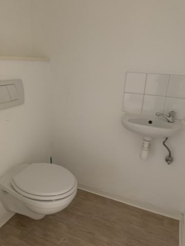 Location Appartement 2 pièces 47m² SARREGUEMINES 57200 - Photo 4